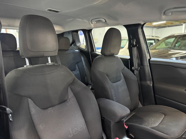 Used Jeep Renegade 2015 for sale - 76246546: Photo 21