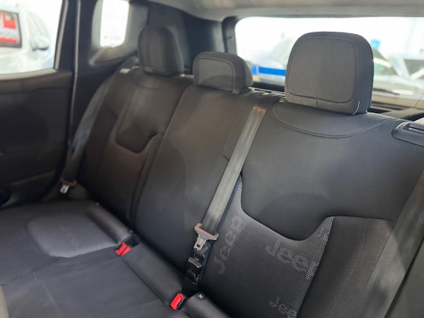 Used Jeep Renegade 2015 for sale - 76246546: Photo 24