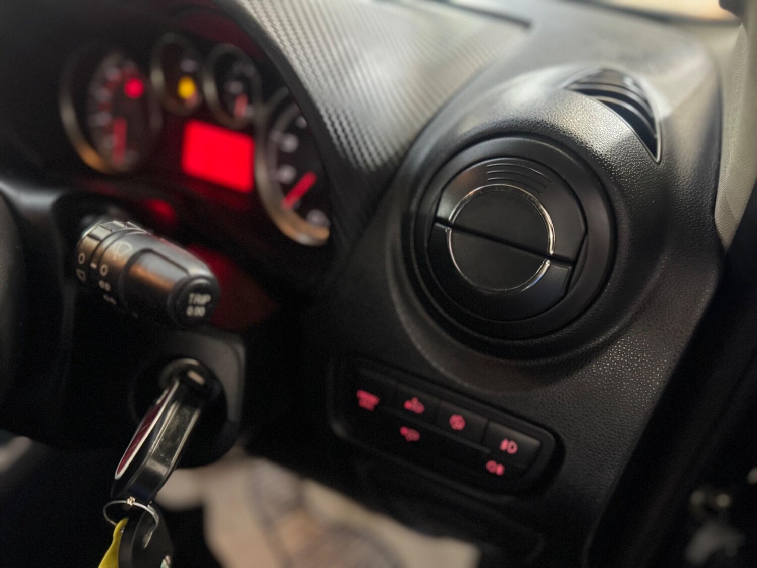 Used Alfa Romeo MiTo 2010 for sale - 77468369: Photo 37