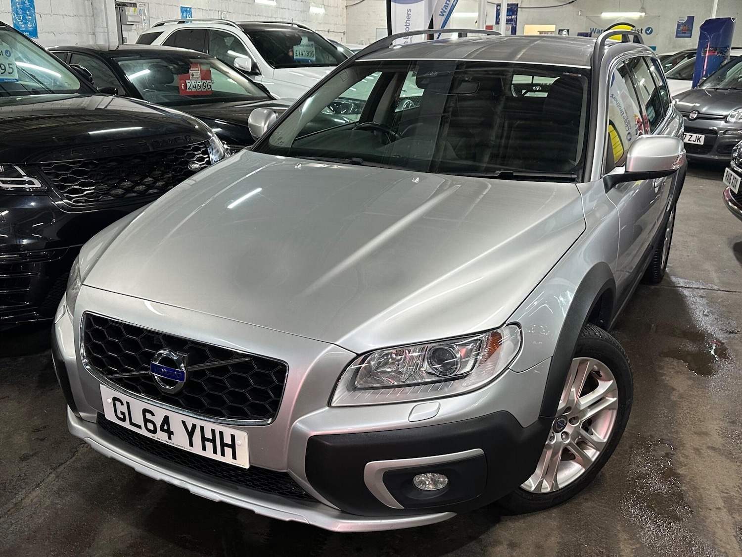 Used Volvo XC70 2015 for sale - 77290963: Photo 11