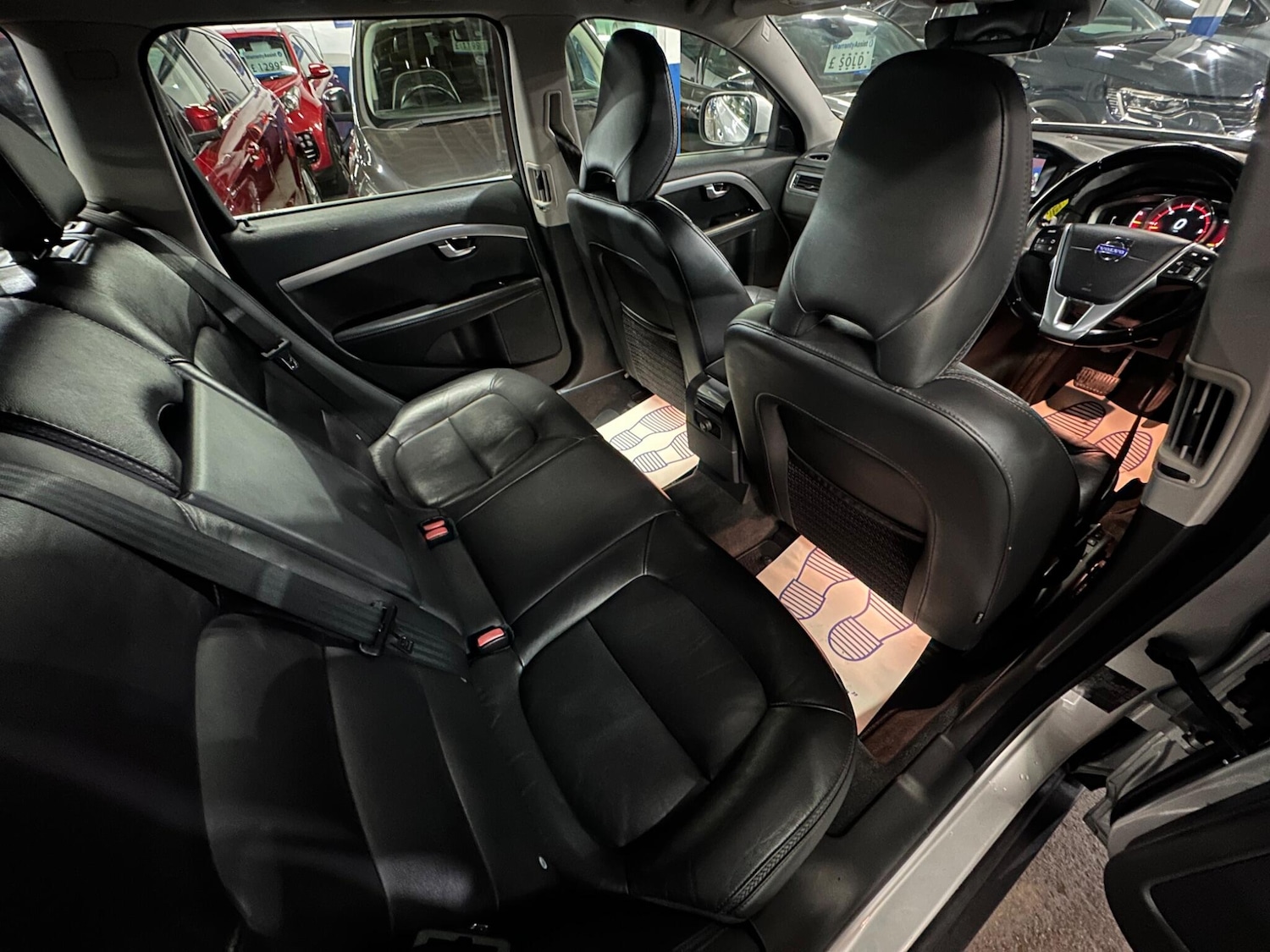 Used Volvo XC70 2015 for sale - 77290963: Photo 27