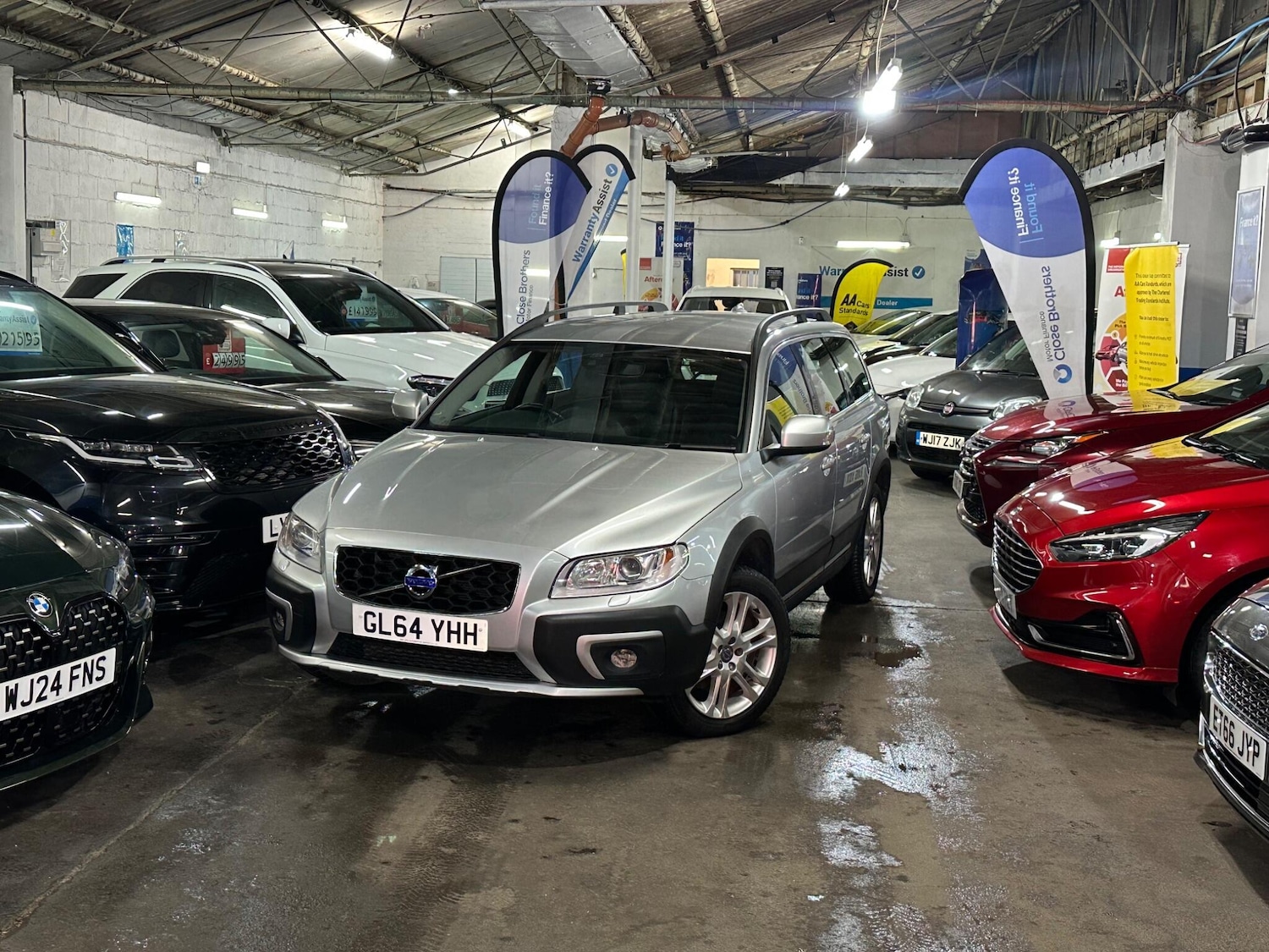 Used Volvo XC70 2015 for sale - 77290963: Photo 9