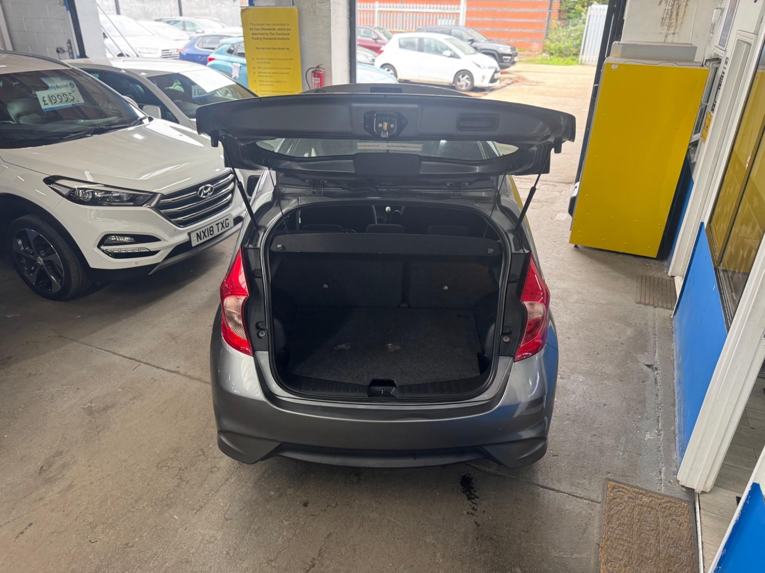 Vehicle 29