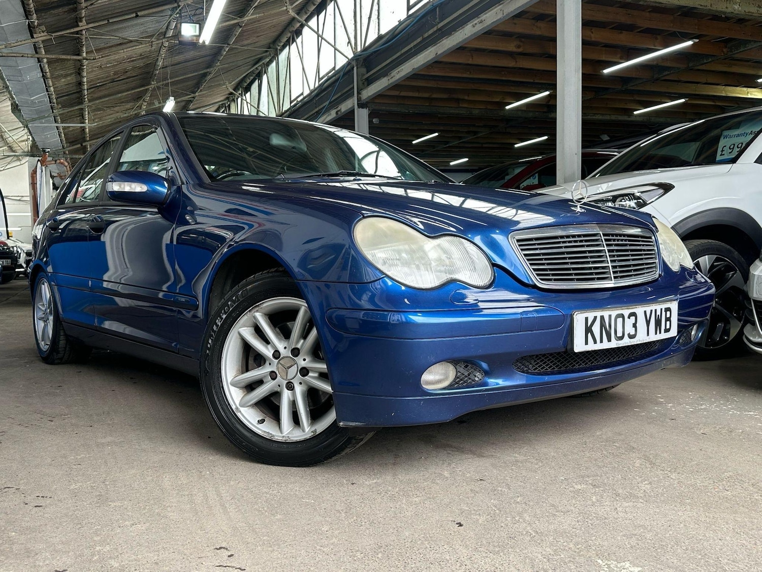 Mercedes-Benz C-Class (03) - 1.8 C180 Kompressor Classic SE 4dr - Image 3