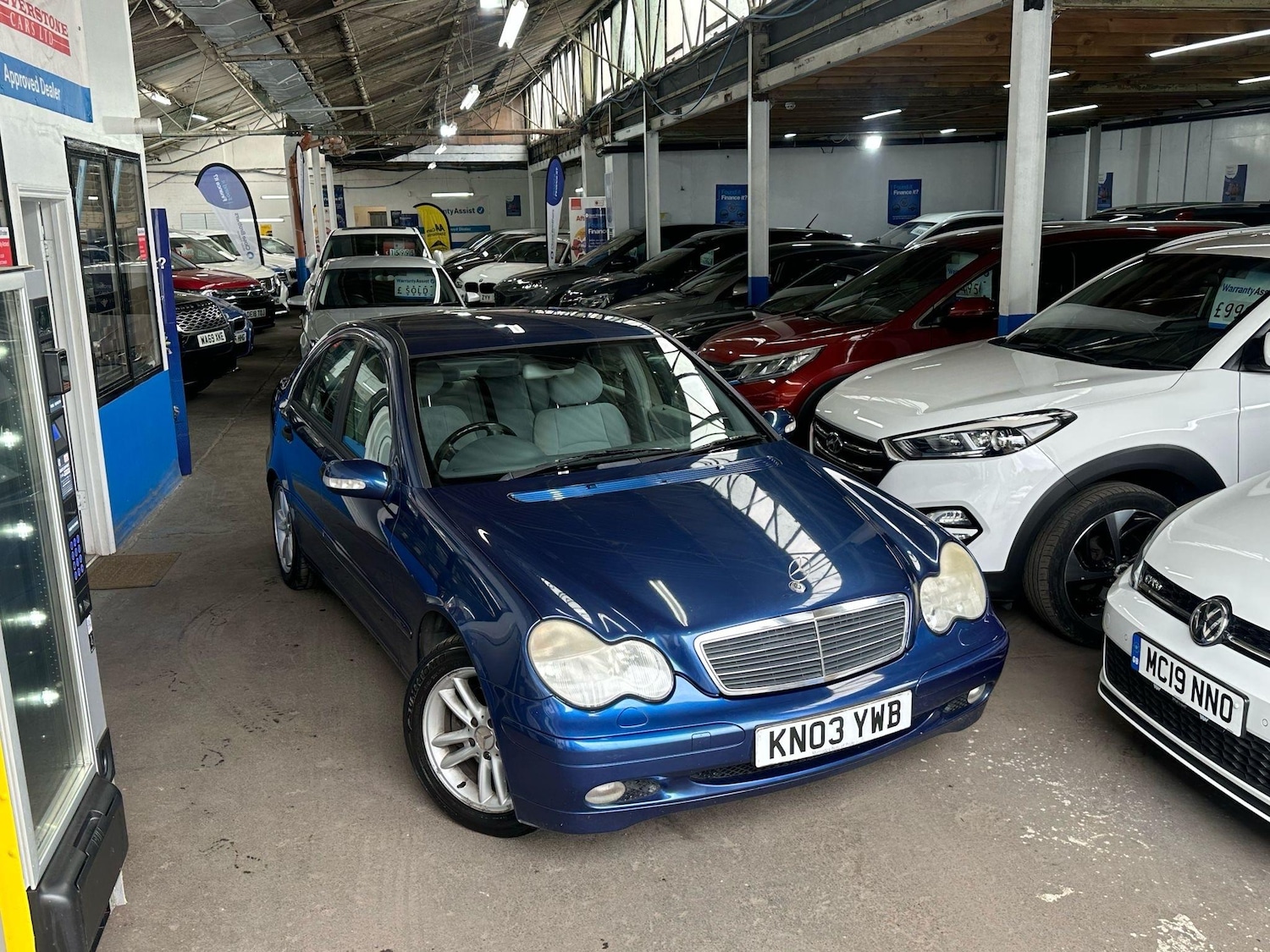 Mercedes-Benz C-Class (03) - 1.8 C180 Kompressor Classic SE 4dr - Image 4