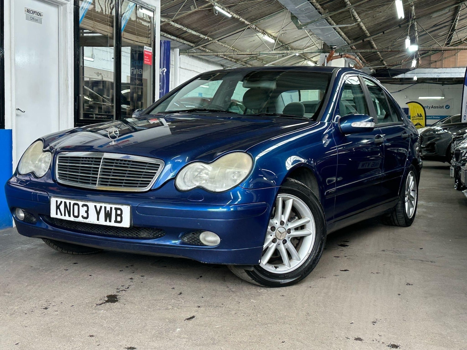 Mercedes-Benz C-Class (03) - 1.8 C180 Kompressor Classic SE 4dr - Image 5