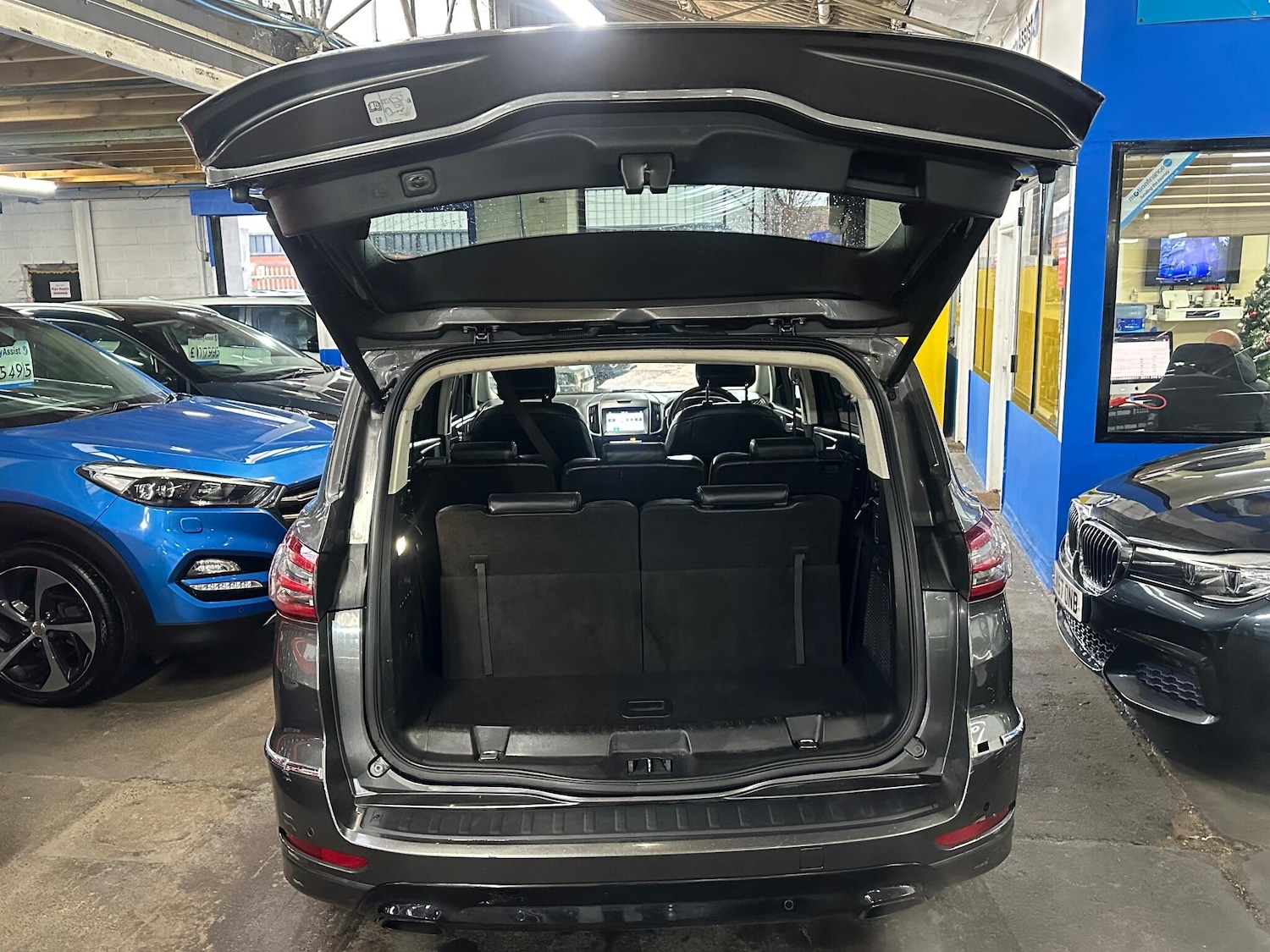 Used Ford S-Max 2017 for sale - 77144089: Photo 39