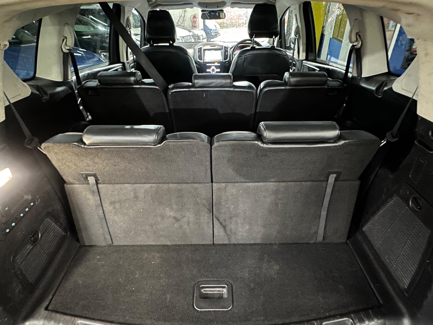 Used Ford S-Max 2017 for sale - 77144089: Photo 41