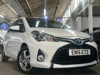 Used Toyota Yaris 2015 for sale - 75658883: Photo