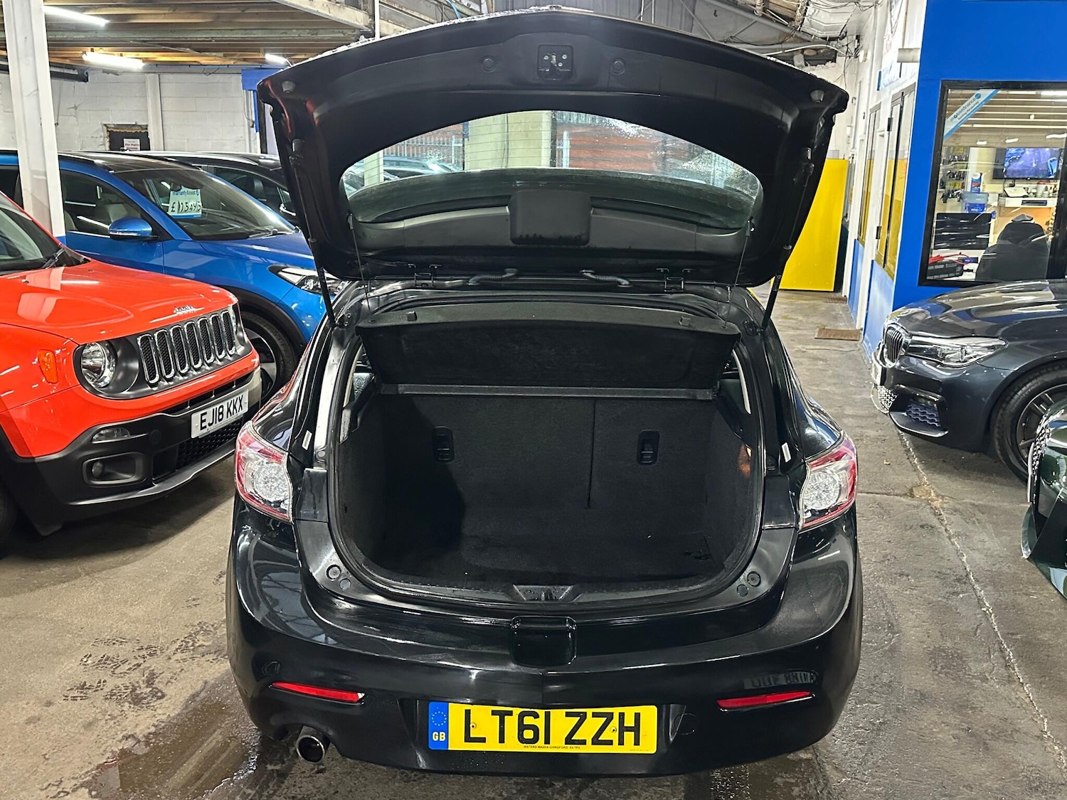 Used Mazda Mazda3 2011 for sale - 76991844: Photo 33