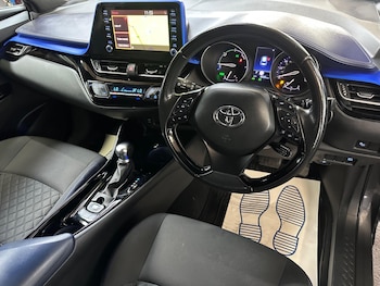 Used Toyota C-HR 2020 for sale - 78965828: Photo