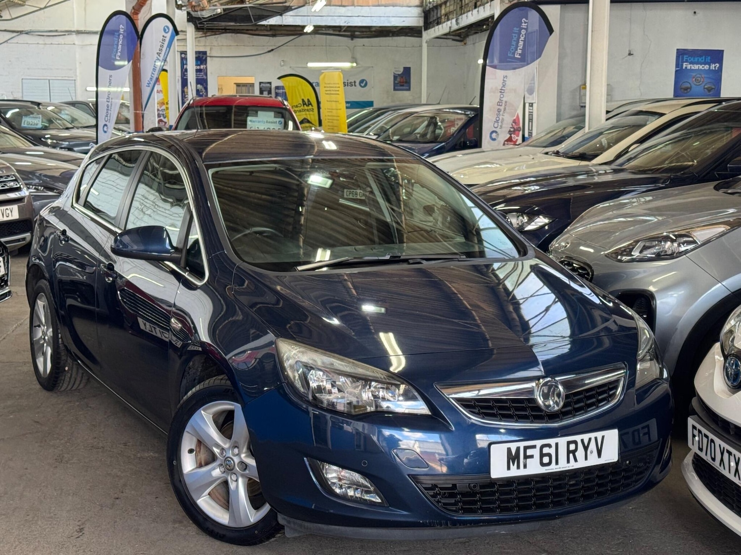 Used Vauxhall Astra 2011 for sale - 78058328: Photo 2