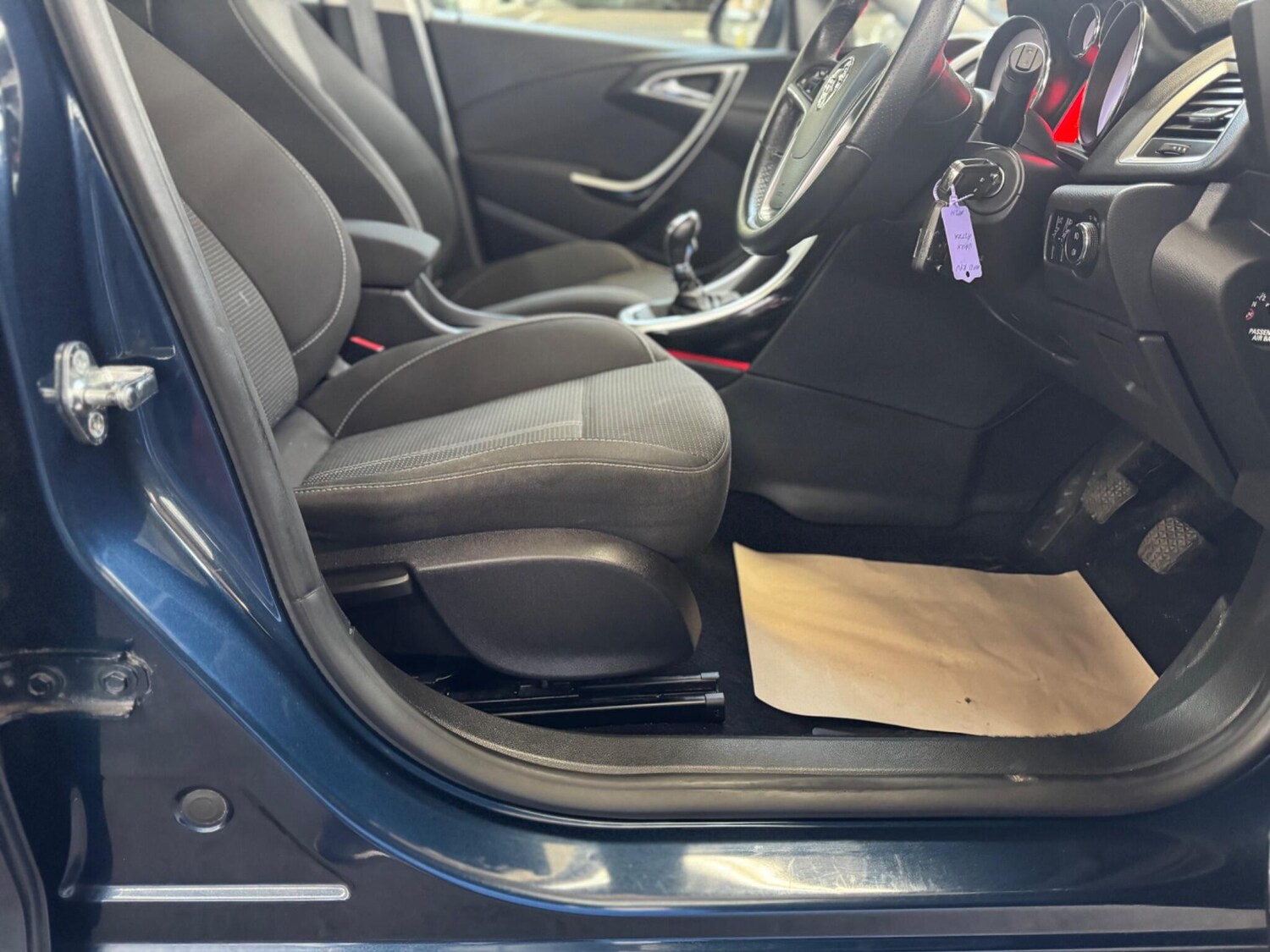 Used Vauxhall Astra 2011 for sale - 78058328: Photo 26