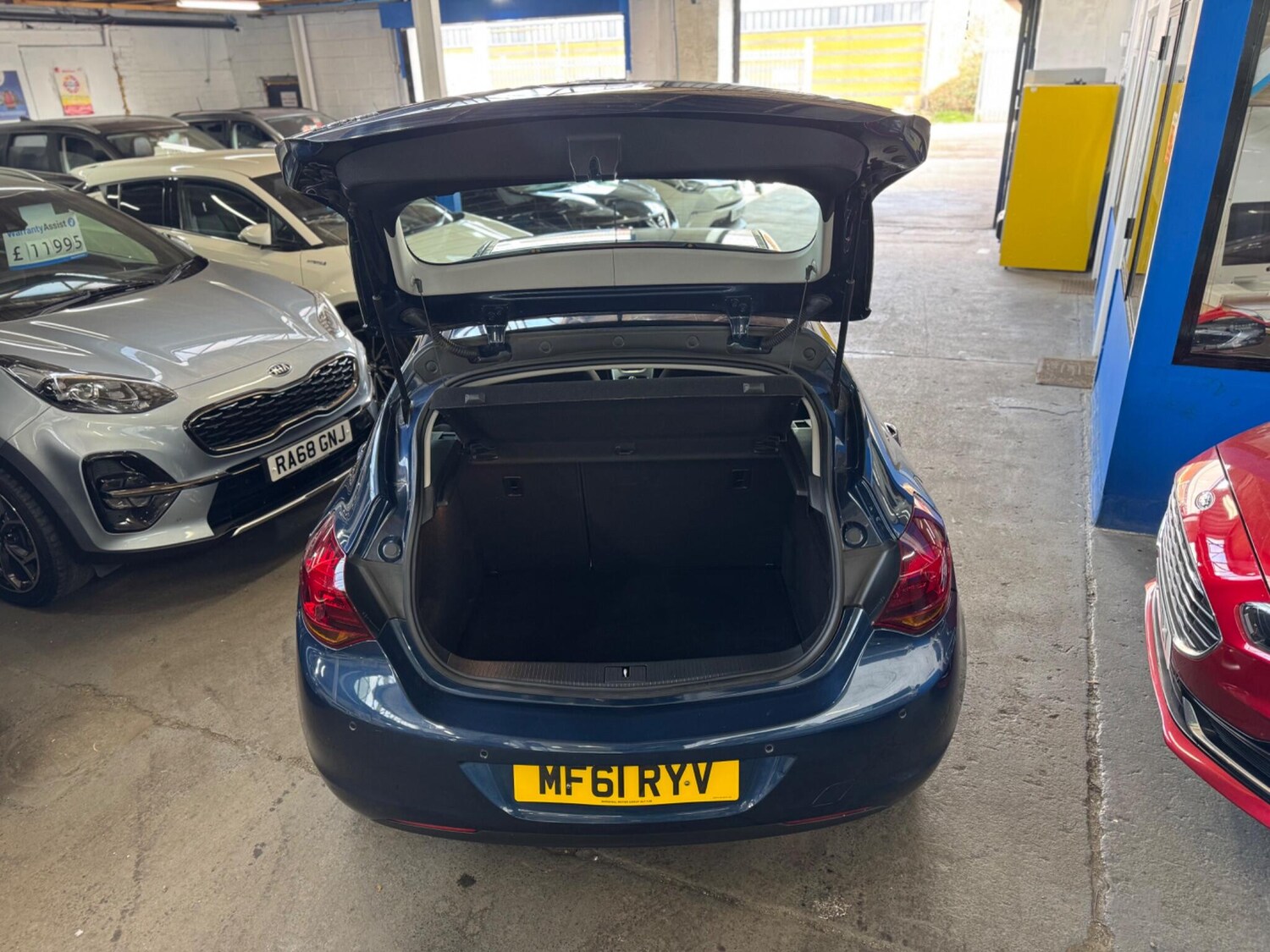 Used Vauxhall Astra 2011 for sale - 78058328: Photo 27