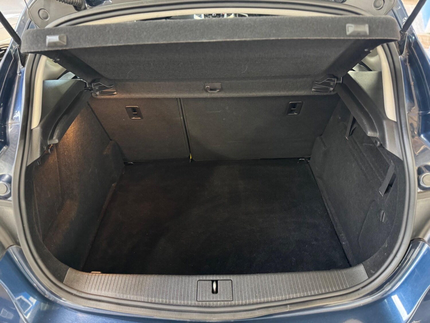 Used Vauxhall Astra 2011 for sale - 78058328: Photo 28