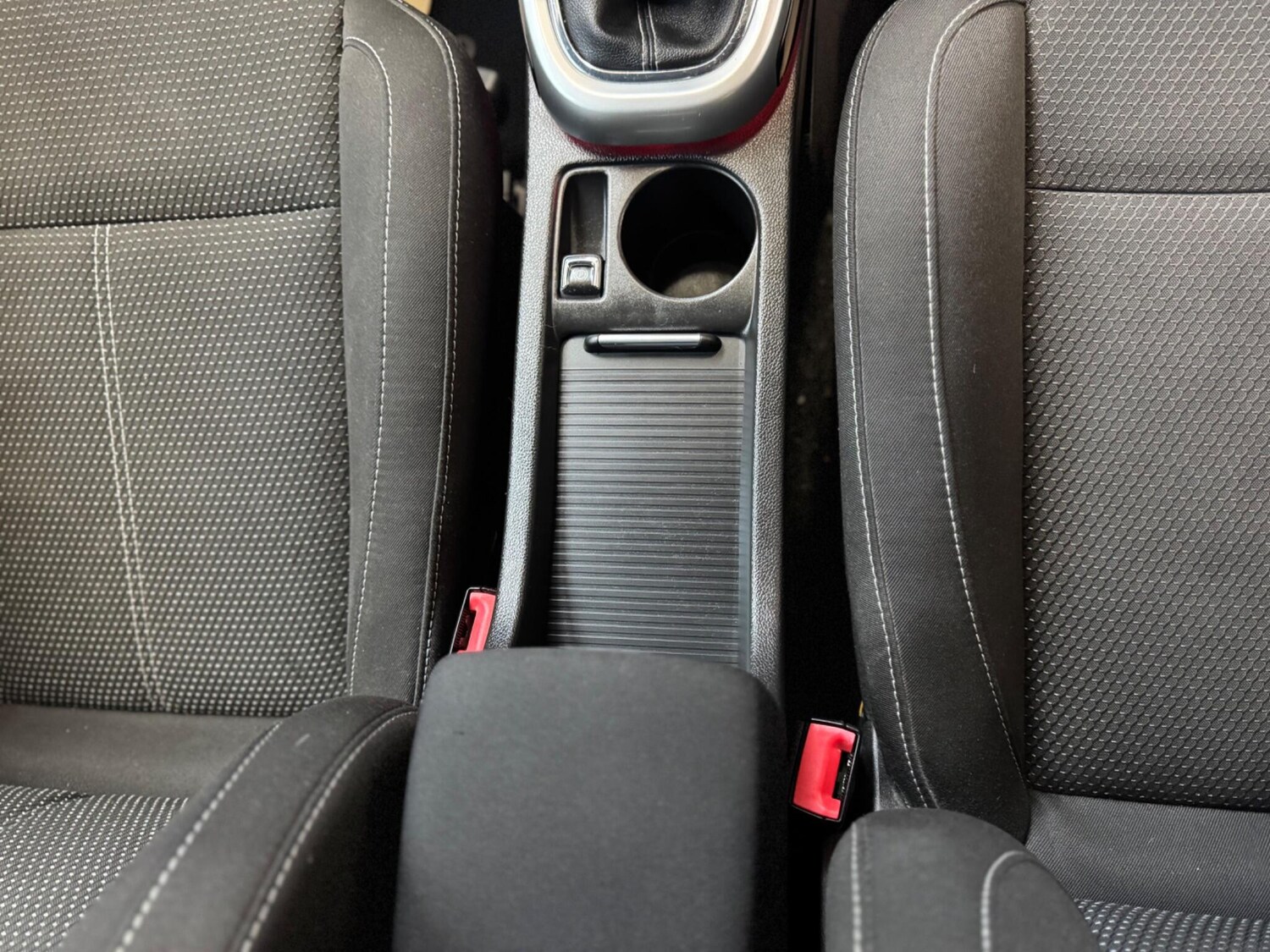 Used Vauxhall Astra 2011 for sale - 78058328: Photo 32