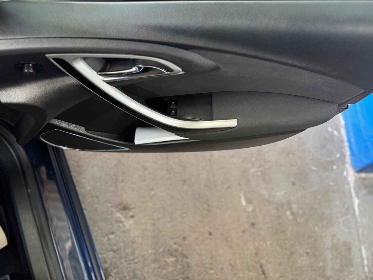 Used Vauxhall Astra 2011 for sale - 78058328: Photo 34