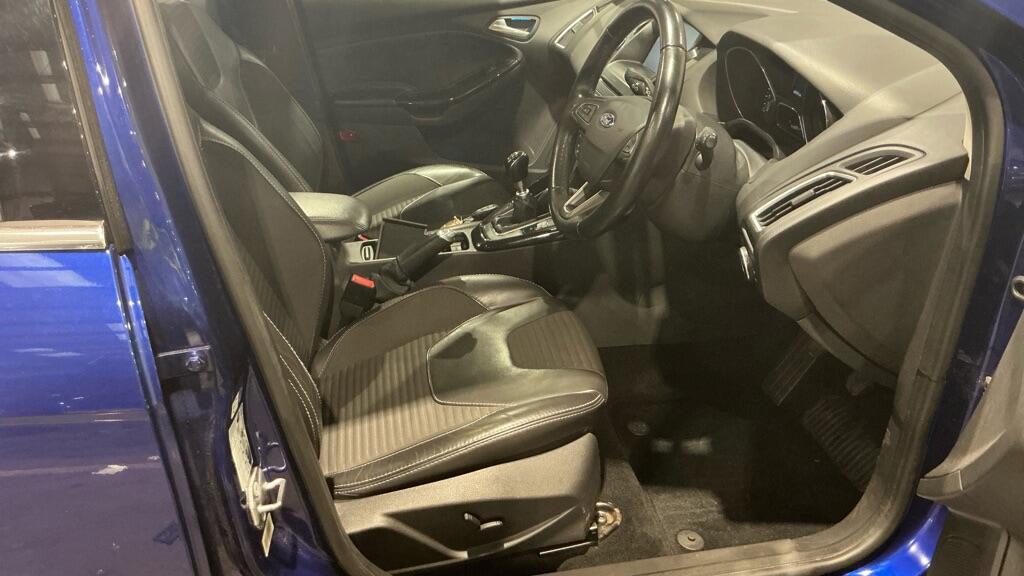 Used Ford Focus 2015 for sale - 77376519: Photo 15