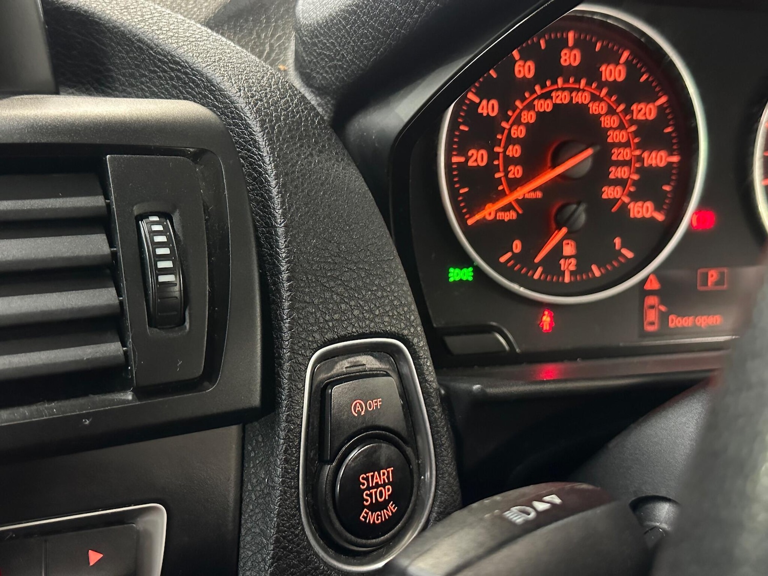 Used BMW 1 Series 2011 for sale - 76952402: Photo 28