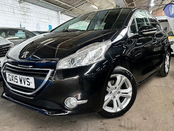Used Peugeot 208 2015 for sale - 78622416: Photo