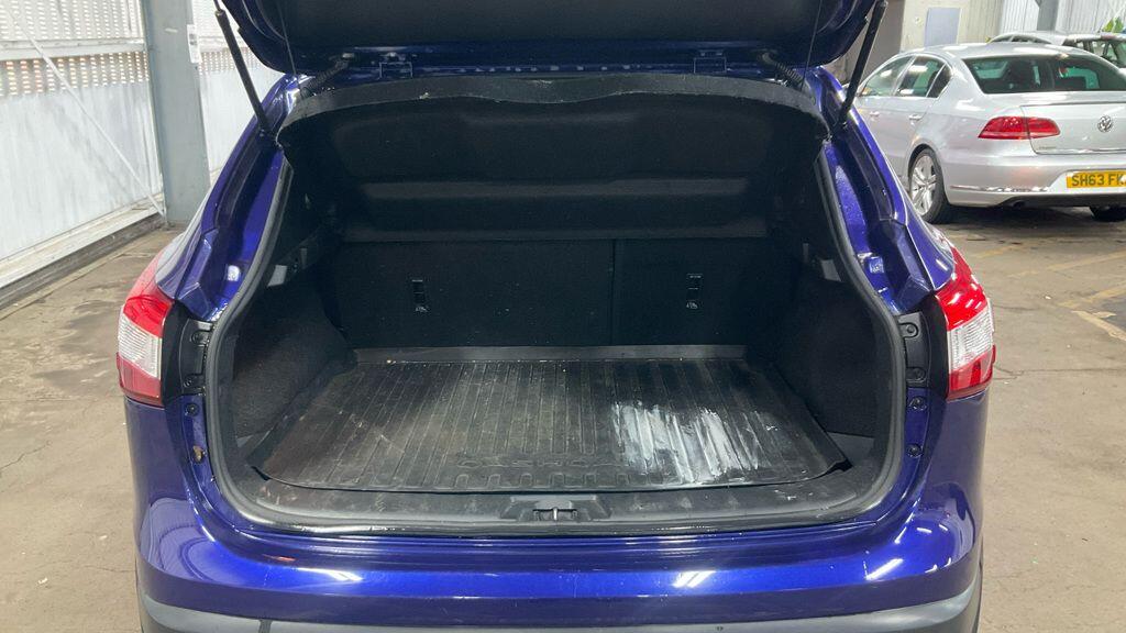 Used Nissan Qashqai 2016 for sale - 77155667: Photo 13