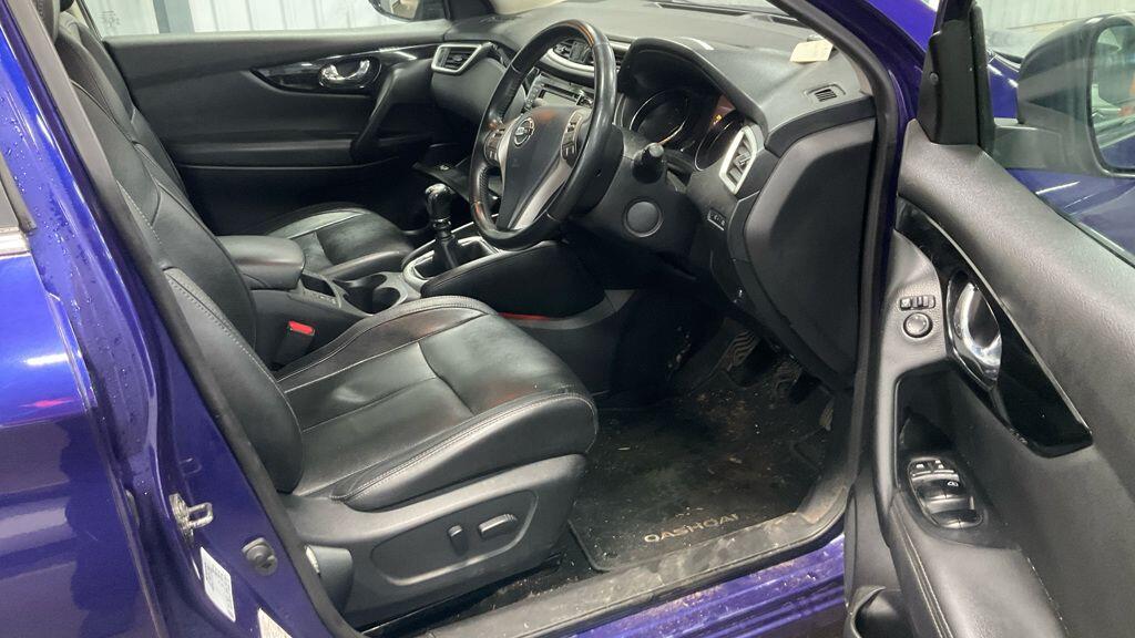 Used Nissan Qashqai 2016 for sale - 77155667: Photo 15