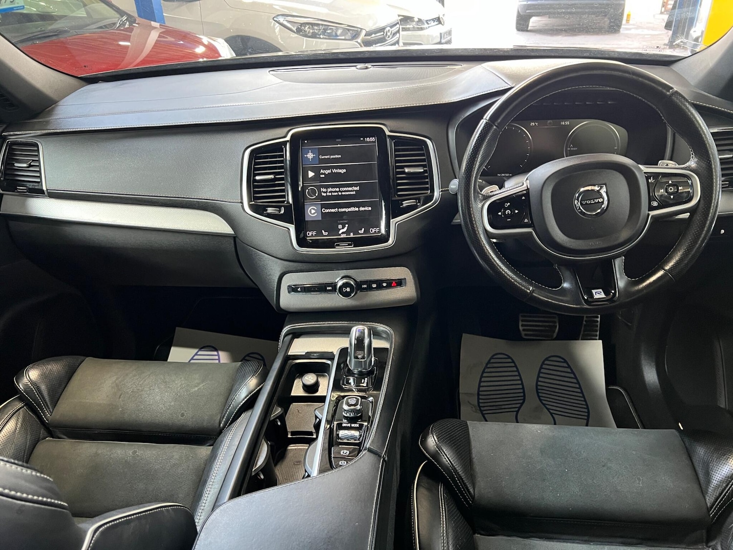 Vehicle 28