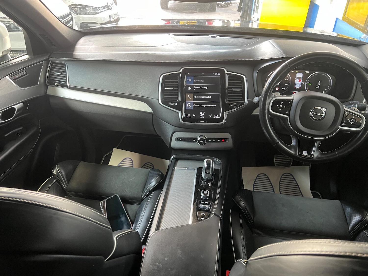Vehicle 33