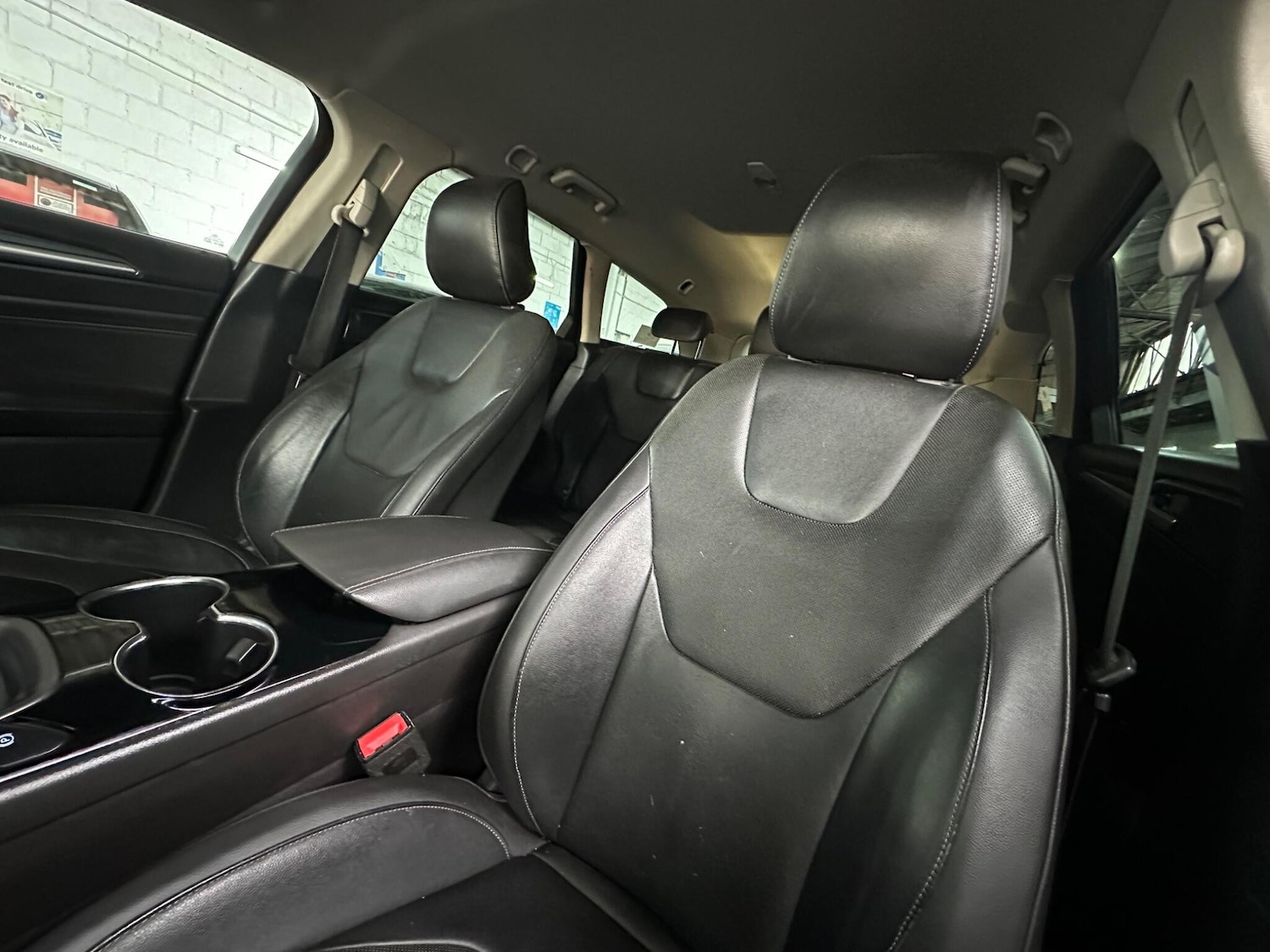 Used Ford Mondeo 2015 for sale - 77612496: Photo 28