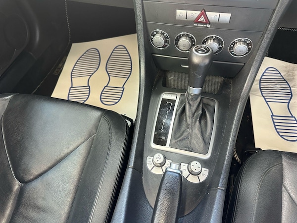 Used Mercedes-Benz SLK 2012 for sale - 76246988: Photo 17