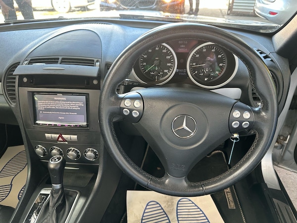 Used Mercedes-Benz SLK 2012 for sale - 76246988: Photo 7