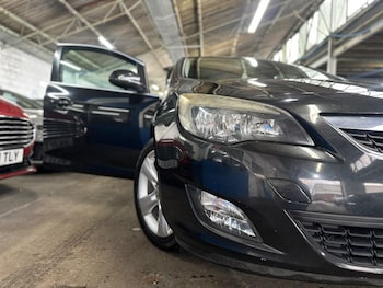 Used Vauxhall Astra 2011 for sale - 77808789: Photo