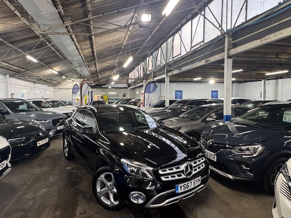 Used Mercedes-Benz GLA 2017 for sale - 76326168: Photo 2