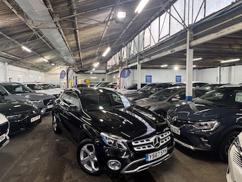 Used Mercedes-Benz GLA 2017 for sale - 76326168: Photo 2