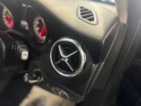 Used Mercedes-Benz GLA 2017 for sale - 76326168: Photo 40