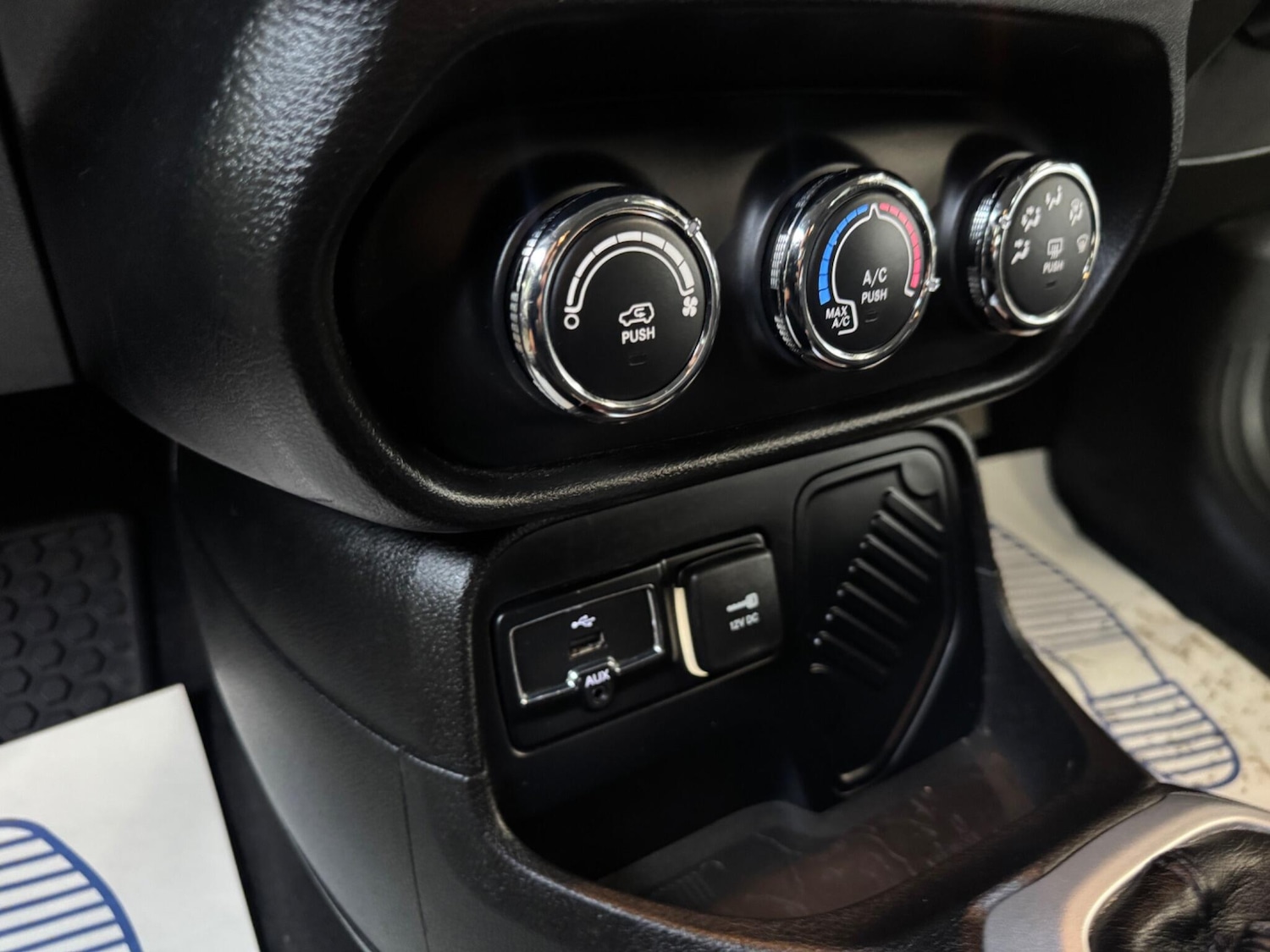 Used Jeep Renegade 2015 for sale - 78006293: Photo 23