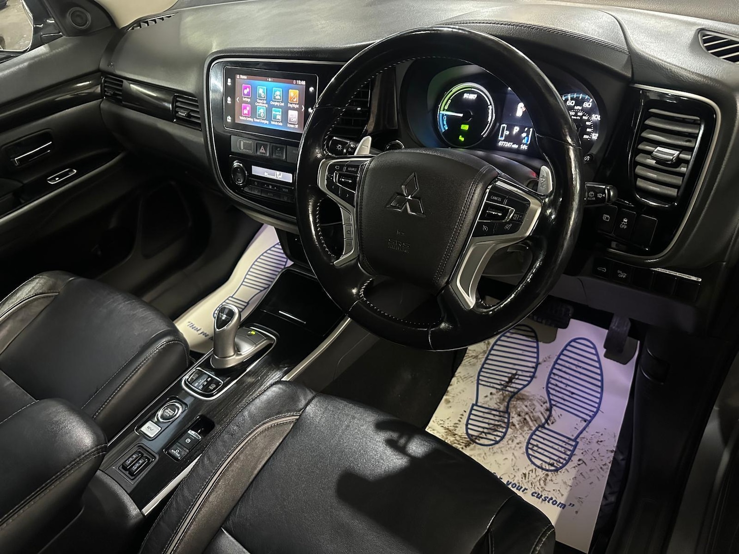 Used Mitsubishi Outlander 2018 for sale - 76592457: Photo 10