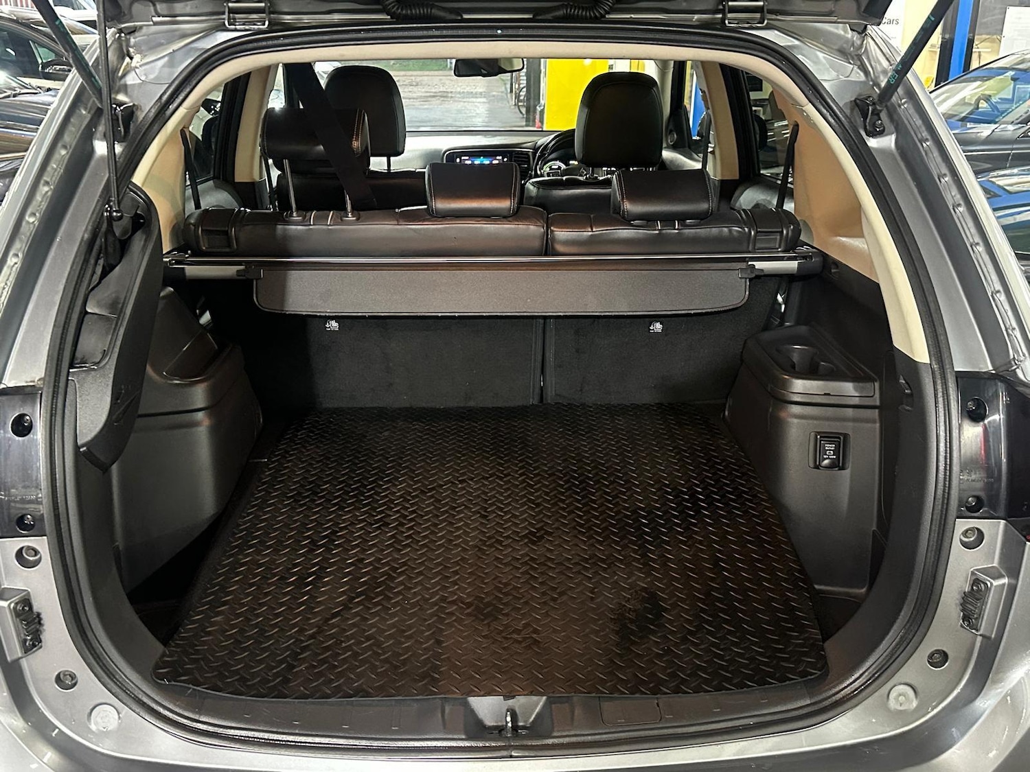 Used Mitsubishi Outlander 2018 for sale - 76592457: Photo 39