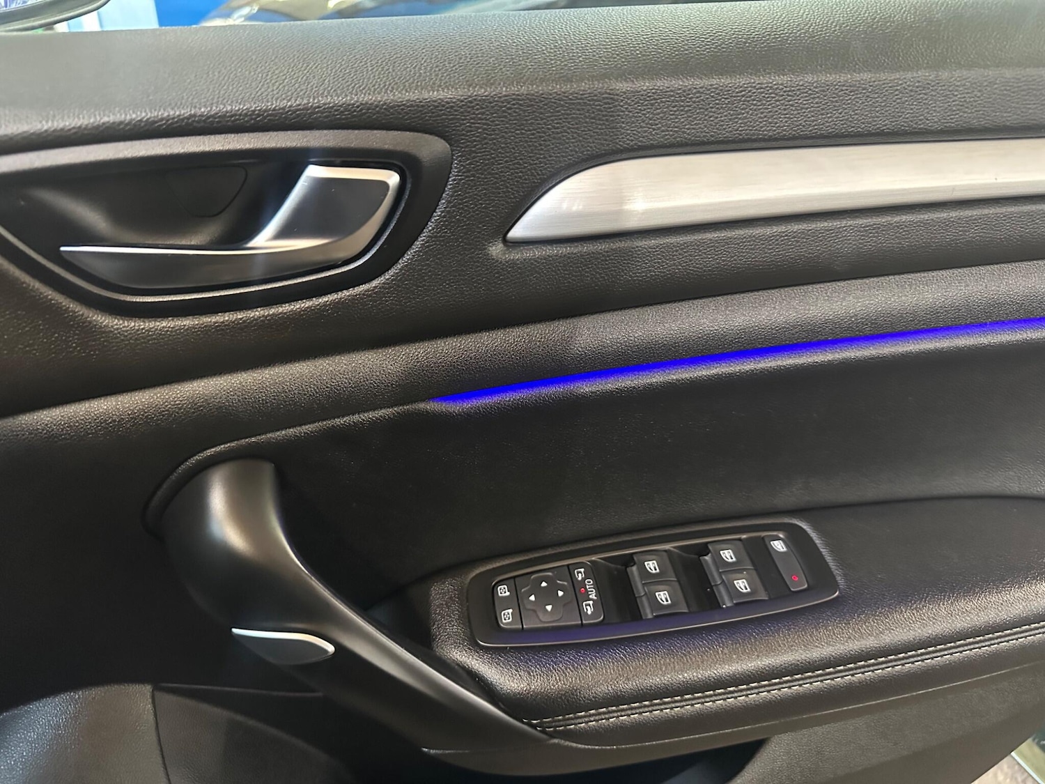 Used Renault Megane 2018 for sale - 77315187: Photo 24