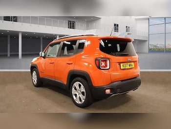 Used Jeep Renegade 2017 for sale - 76122182: Photo 3