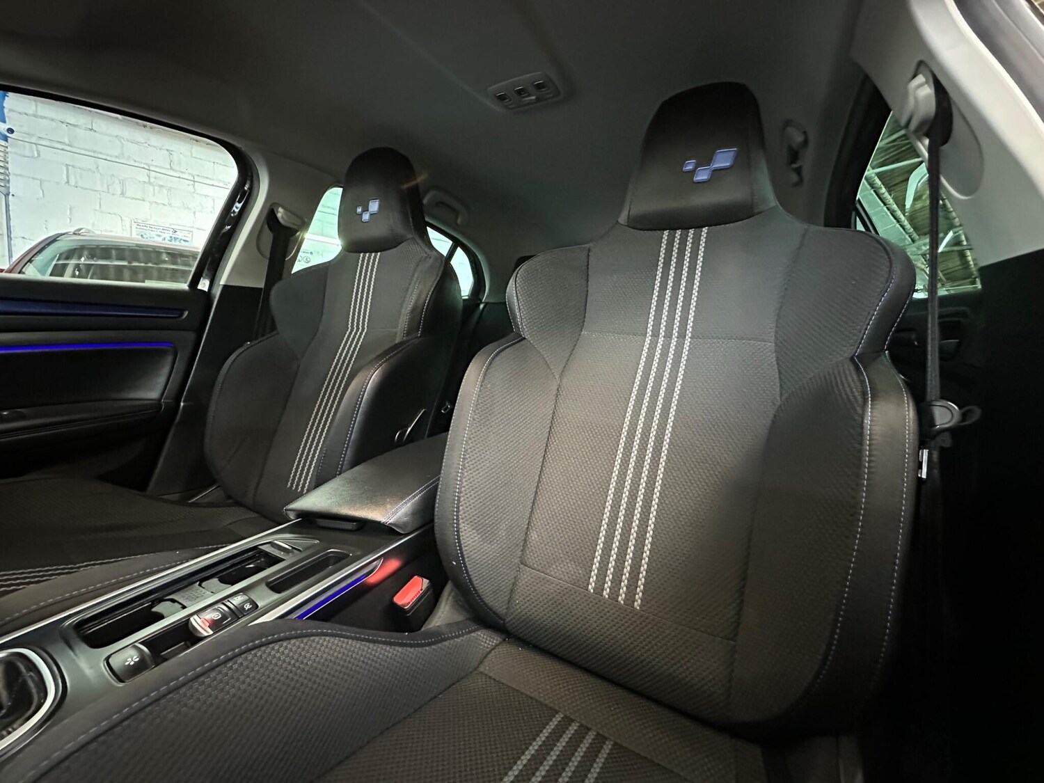 Used Renault Megane 2018 for sale - 77838509: Photo 29