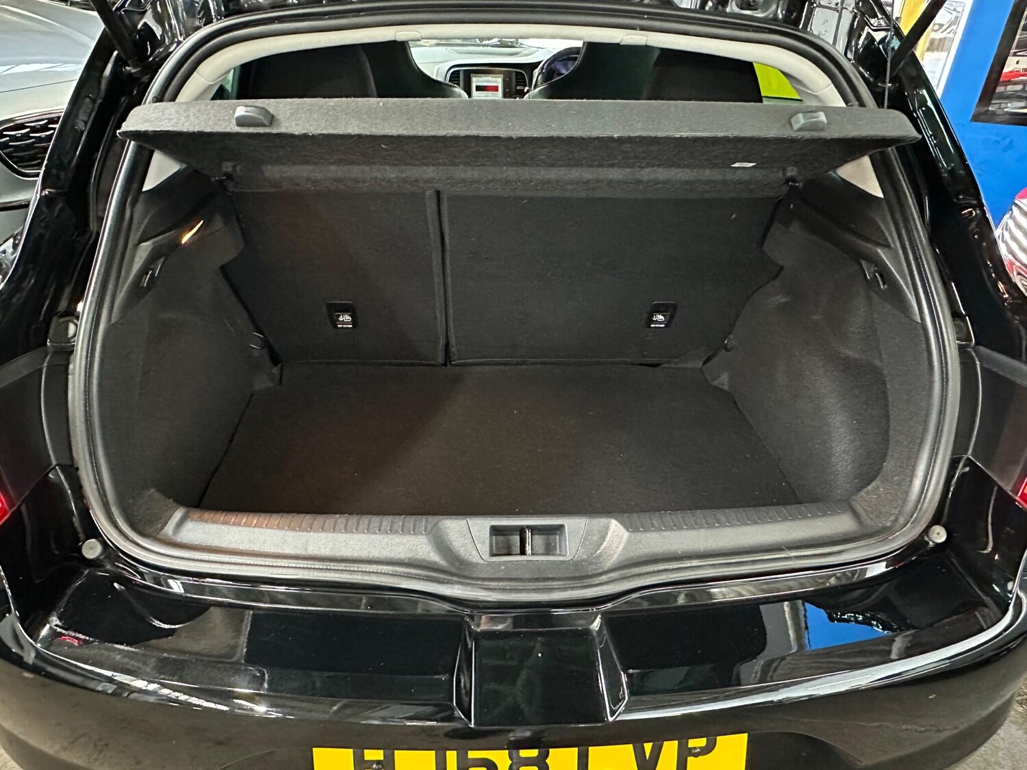 Used Renault Megane 2018 for sale - 77838509: Photo 39