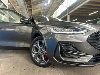 Used Ford Focus 2023 for sale - 75741158: Photo