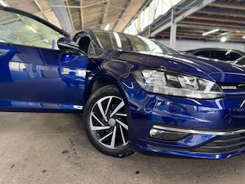 Used Volkswagen Golf 2019 for sale - 75740894: Photo