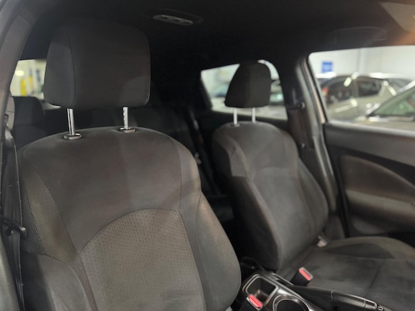 Used Nissan Juke 2014 for sale - 76260556: Photo 30