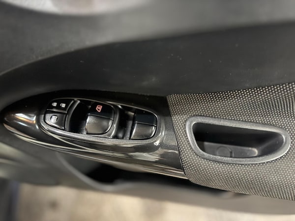 Used Nissan Juke 2014 for sale - 76260556: Photo 34