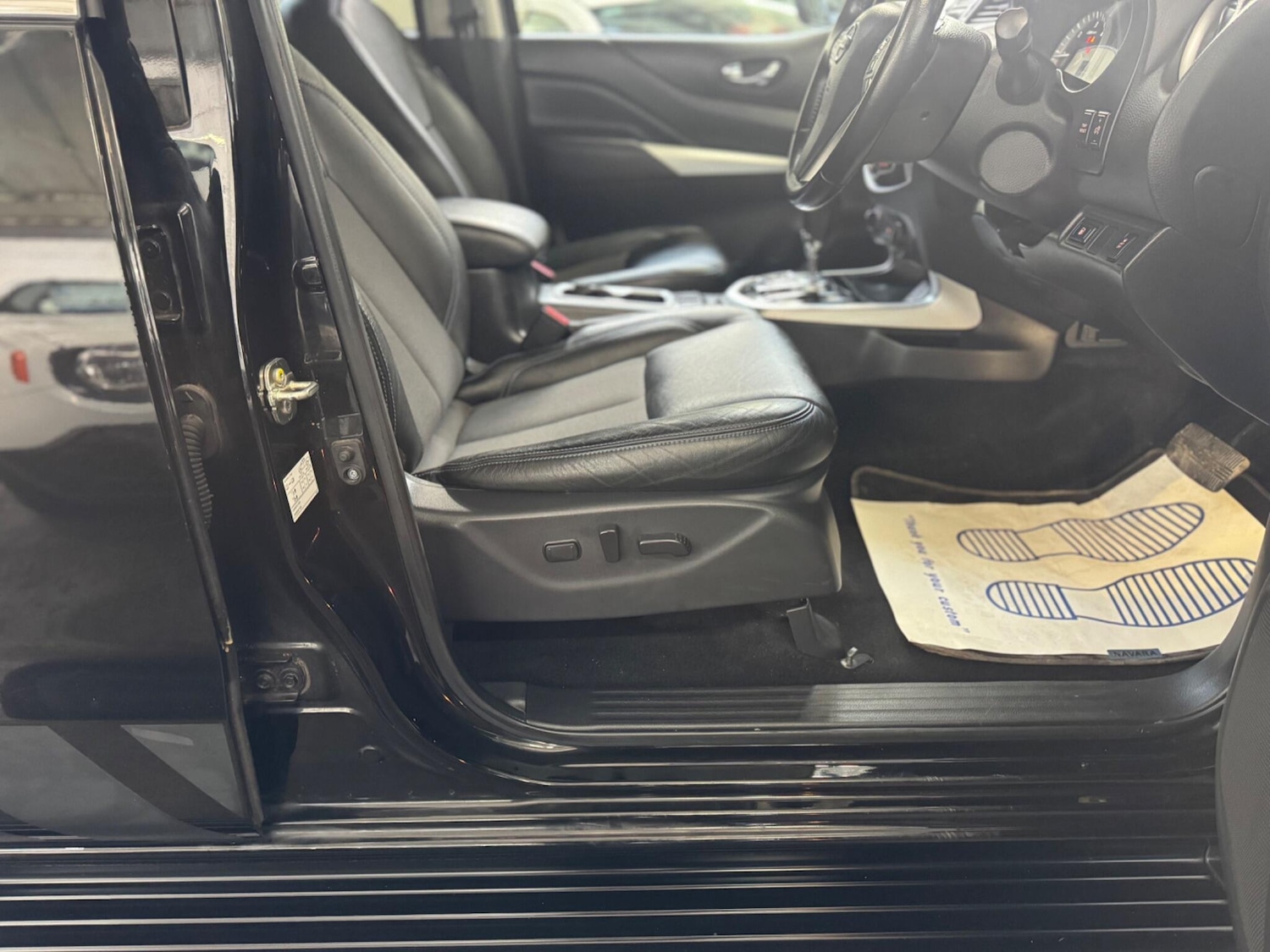 Used Nissan Navara 2021 for sale - 77908712: Photo 56