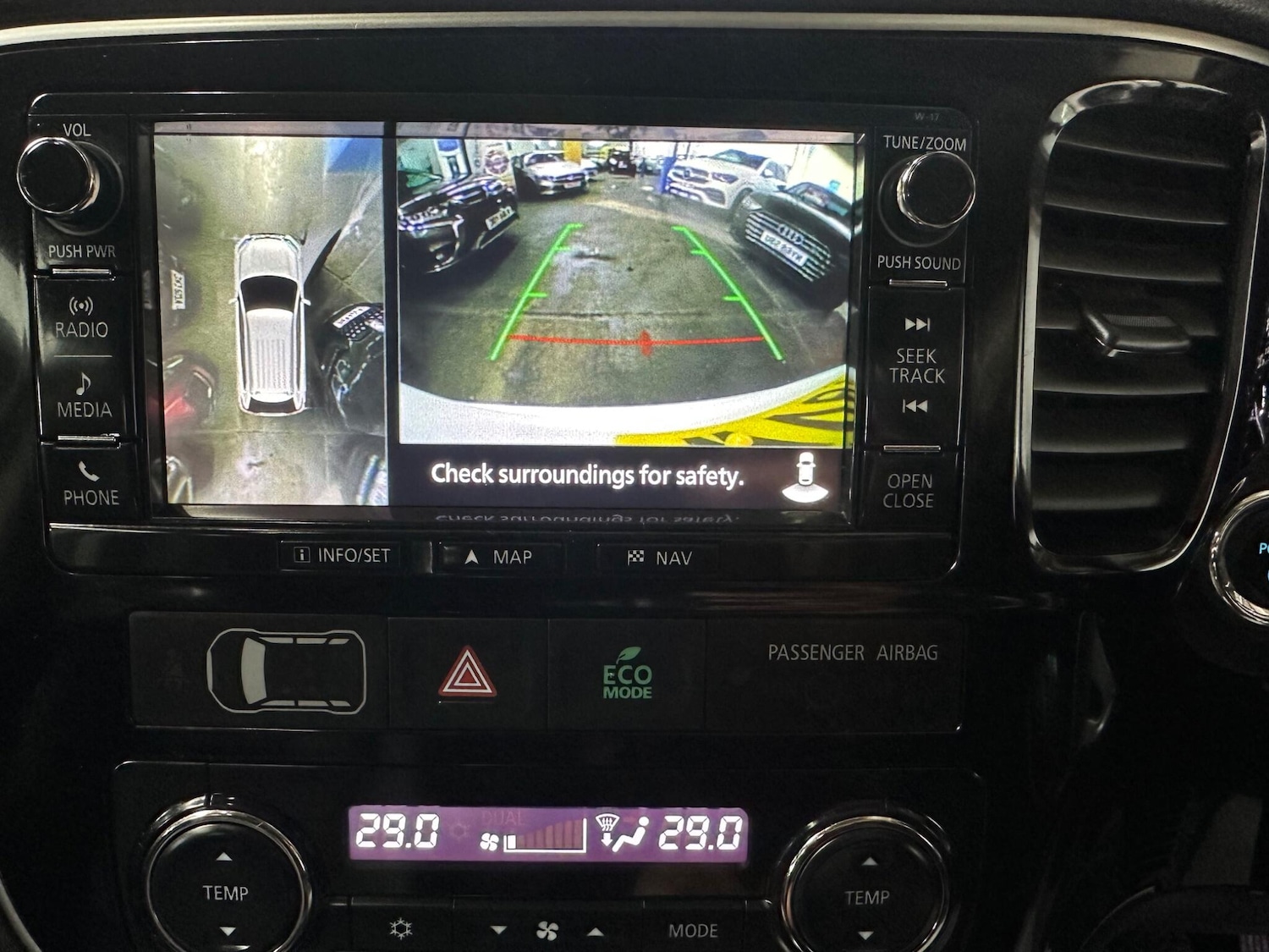 Used Mitsubishi Outlander 2017 for sale - 77695689: Photo 21