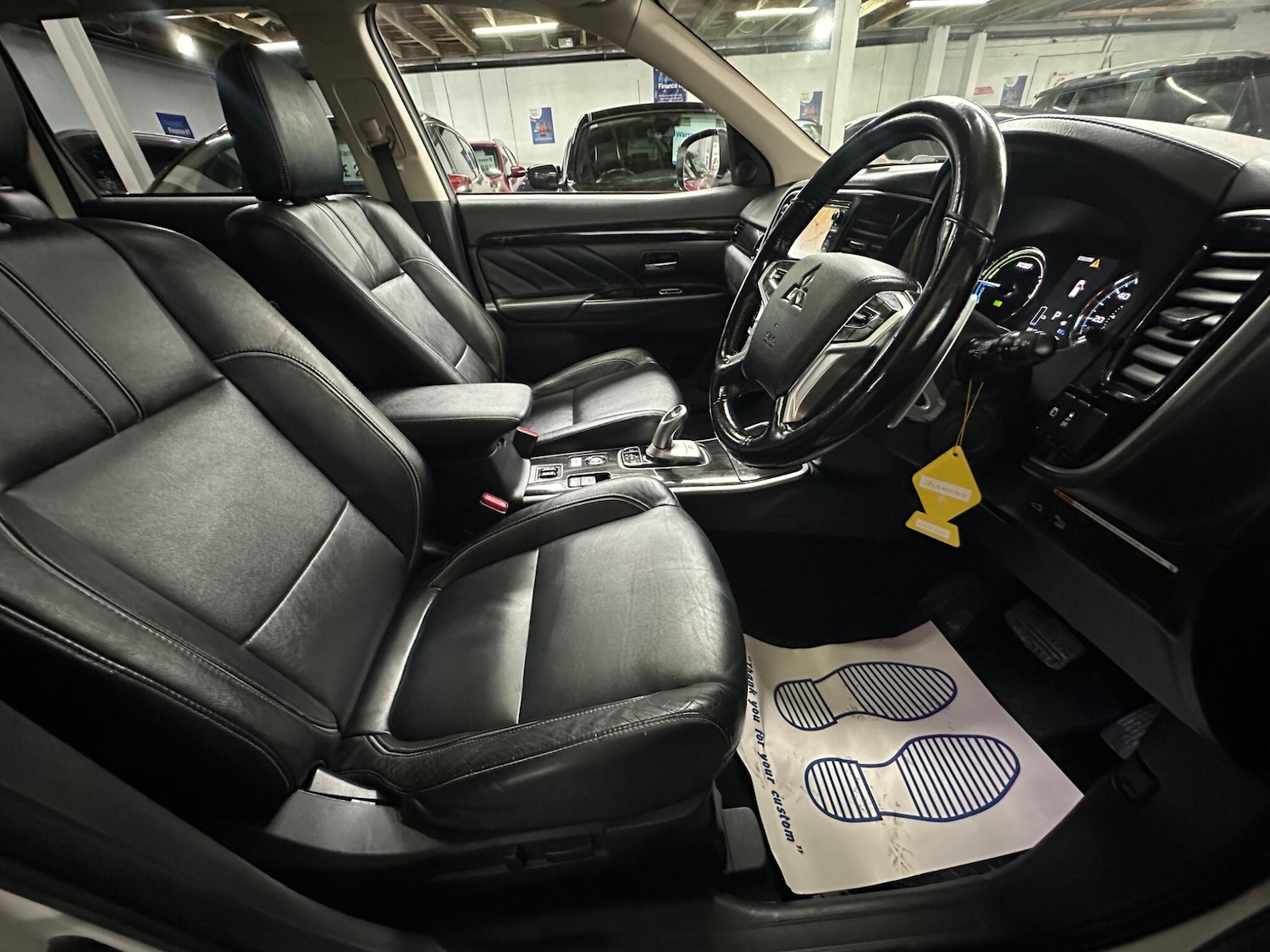 Used Mitsubishi Outlander 2017 for sale - 77695689: Photo 30