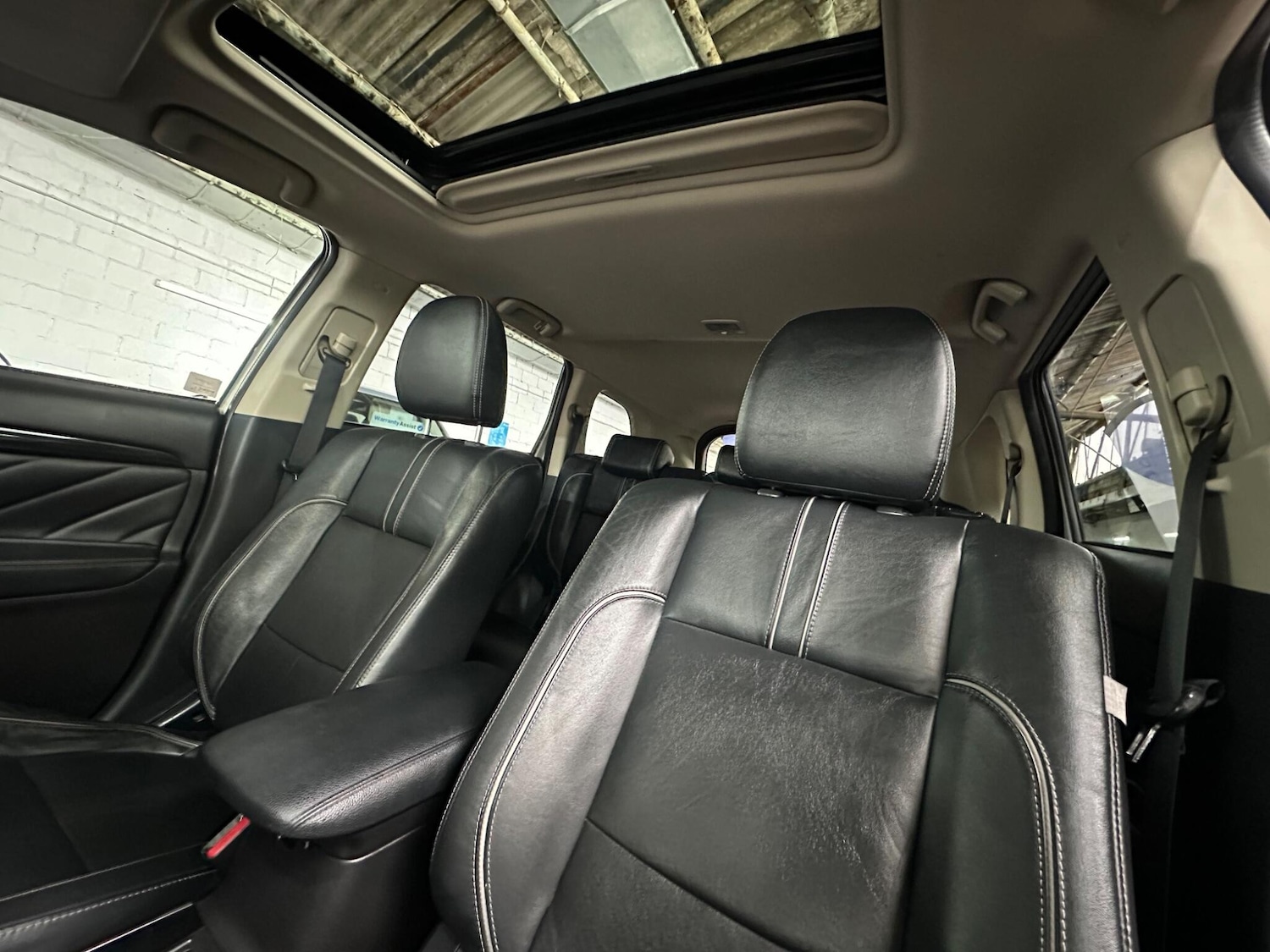 Used Mitsubishi Outlander 2017 for sale - 77695689: Photo 36